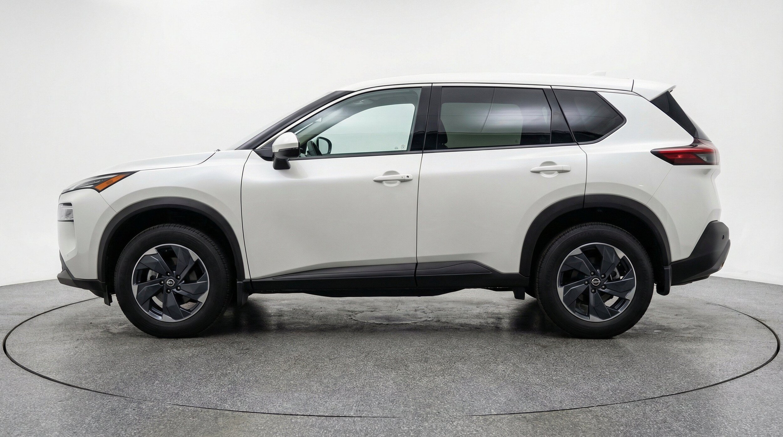 Thumbnail: 2025 Nissan Rogue - 5