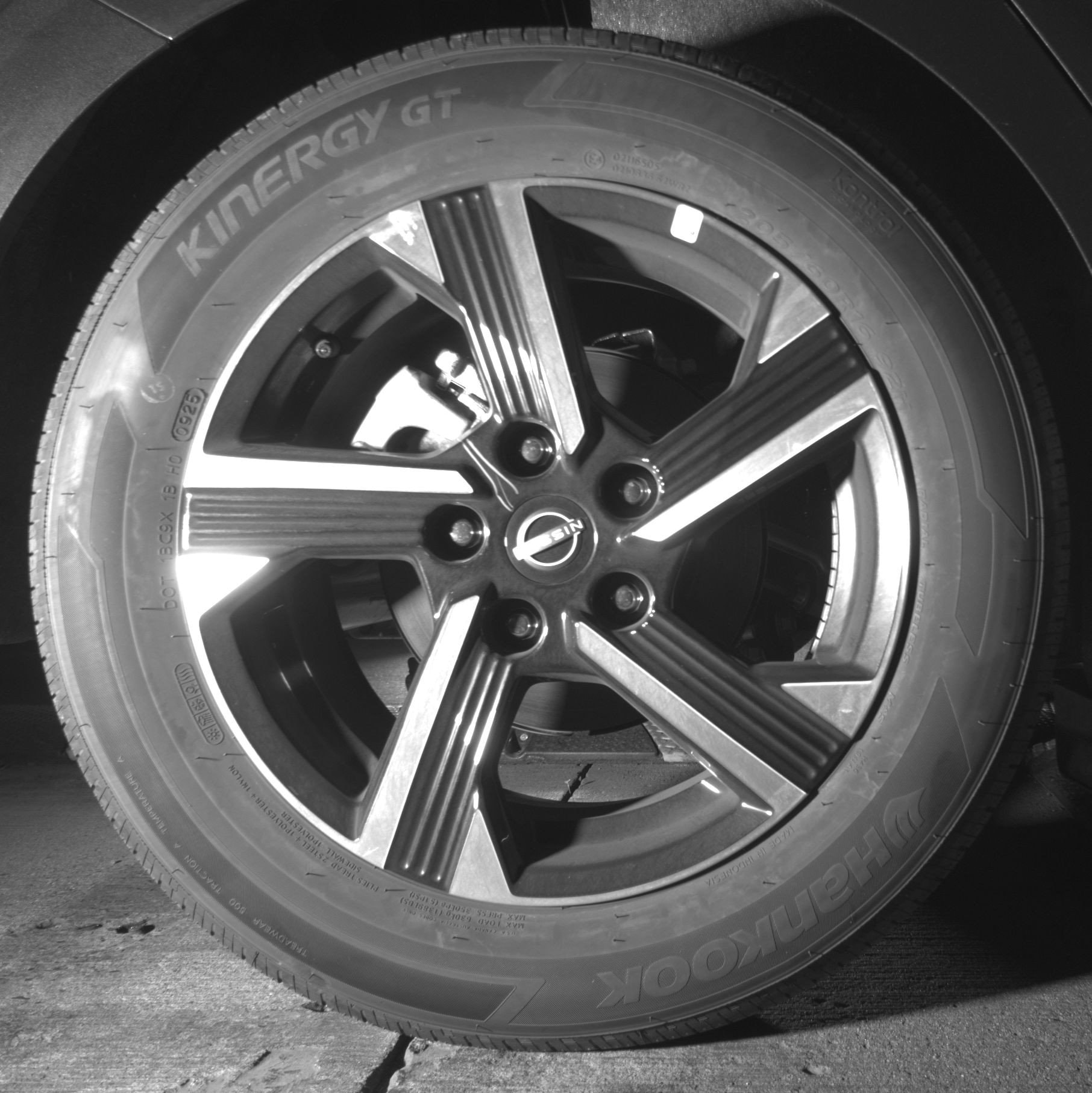 Thumbnail: 2025 Nissan Sentra - 15