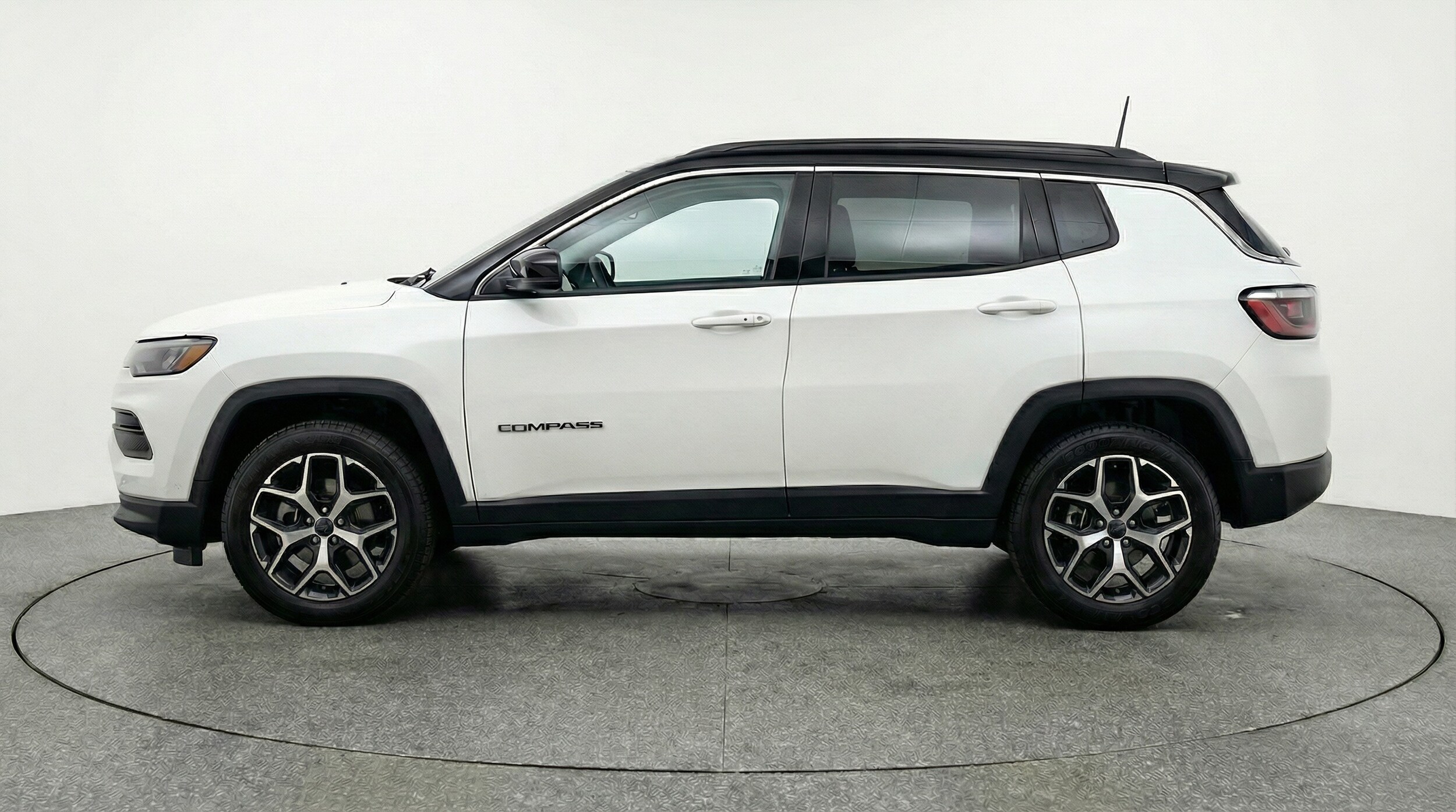 Thumbnail: 2025 Jeep Compass - 4