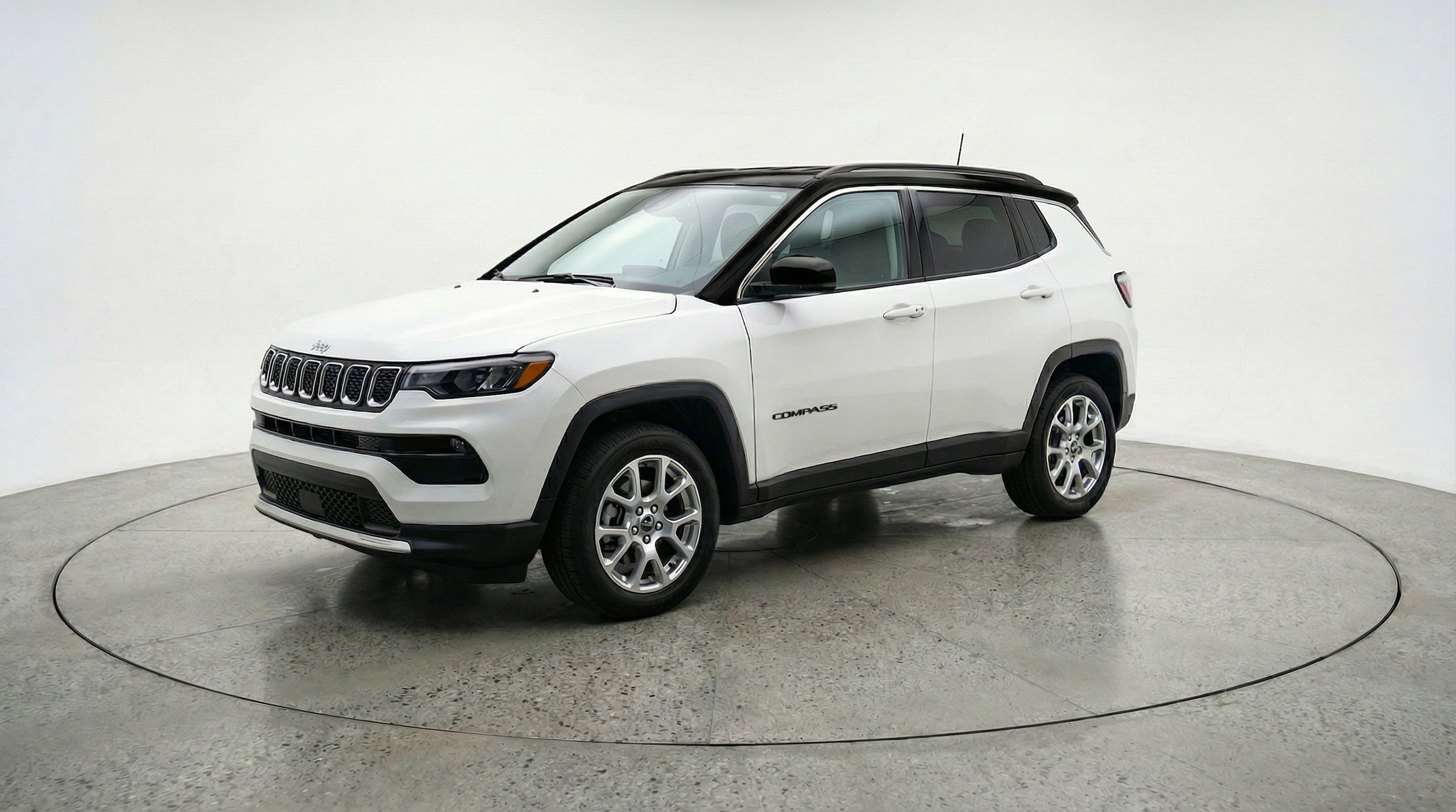 Thumbnail: 2025 Jeep Compass - 3