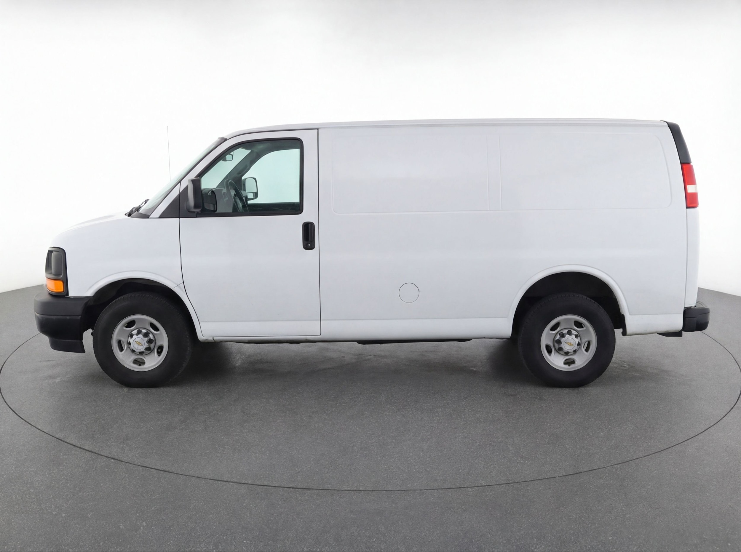 Thumbnail: 2025 Chevrolet Express - 5
