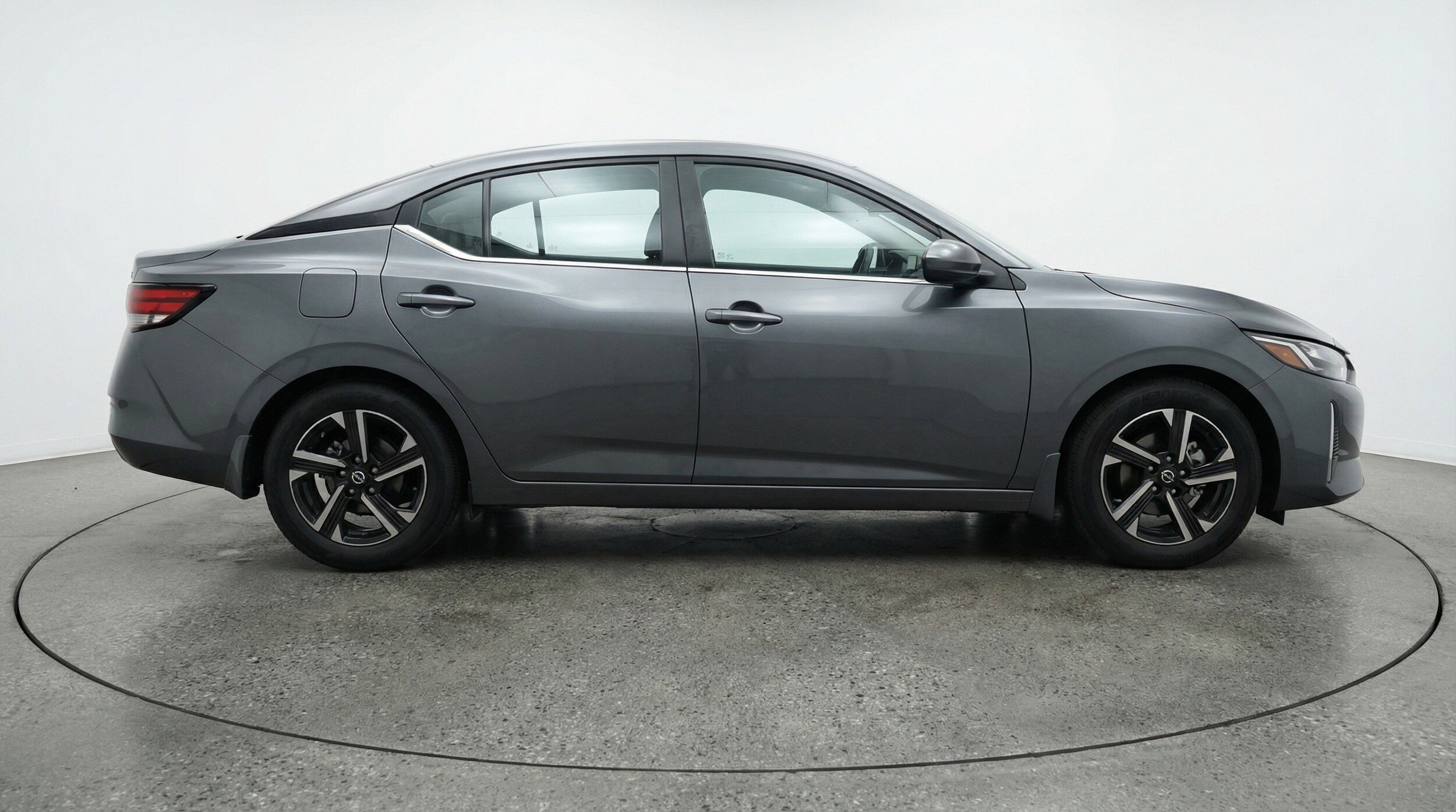 Thumbnail: 2025 Nissan Sentra - 11