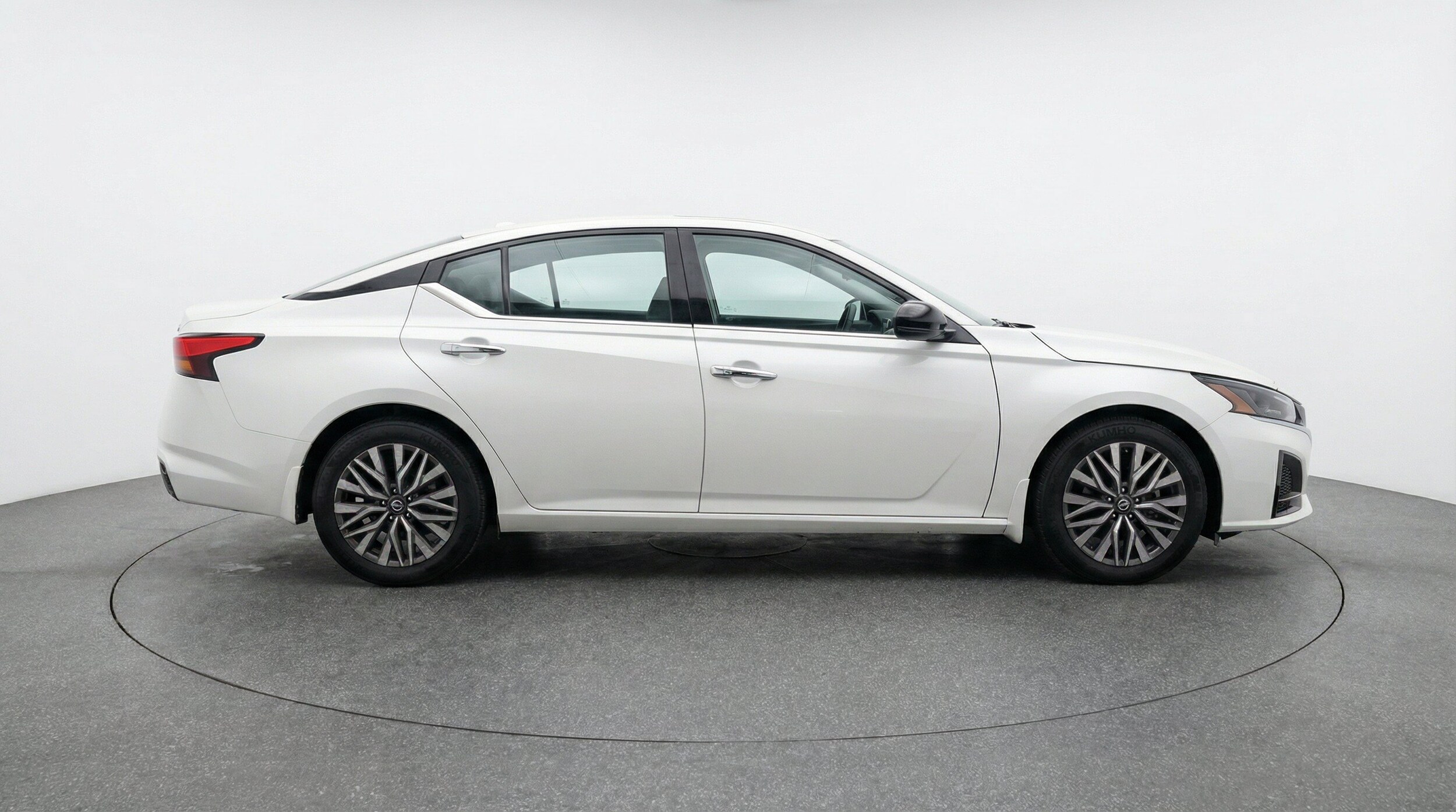 Thumbnail: 2025 Nissan Altima - 11
