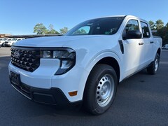 2025 Ford Maverick XL 4D Crew Cab