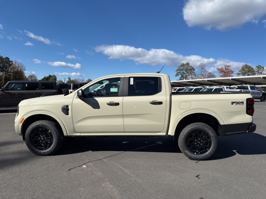 New 2025 Ford Ranger XLT 4D Crew Cab