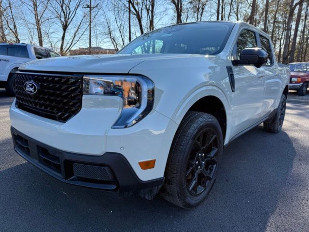 New 2025 Ford Maverick Lariat 4D Crew Cab