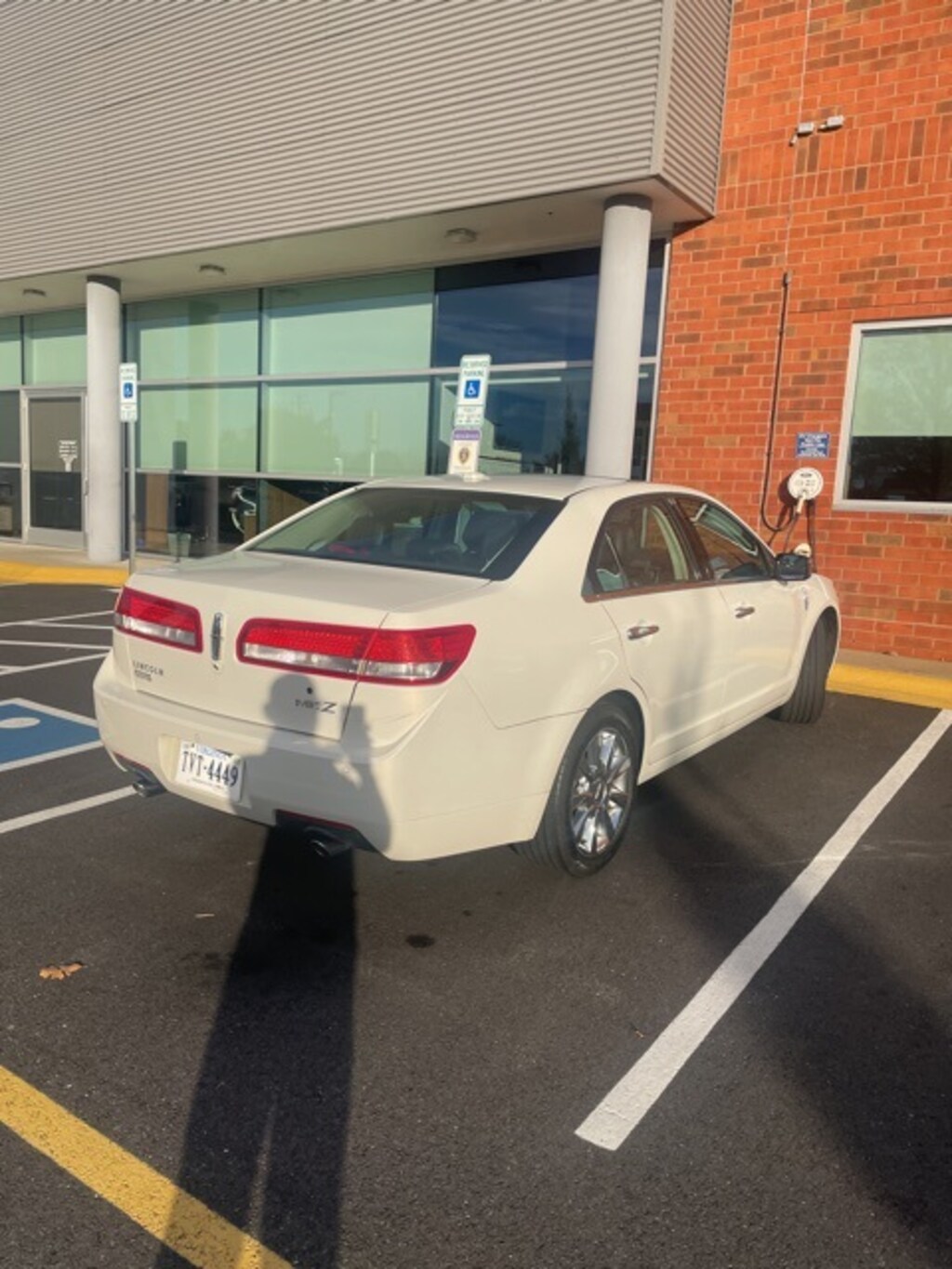 Used 2012 Lincoln MKZ Base Sedan
