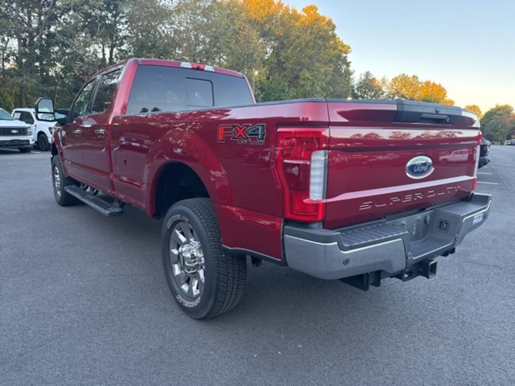 Used 2019 Ford F-350SD Lariat Truck