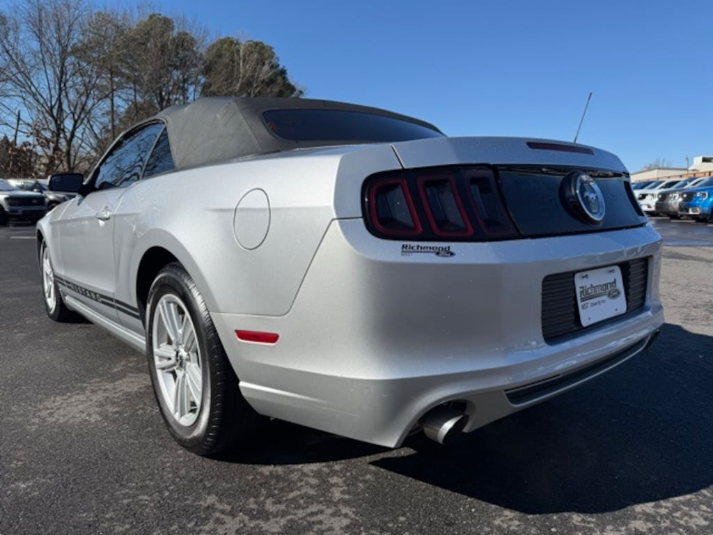 Used 2014 Ford Mustang V6 Convertible