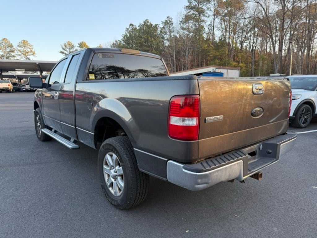 Used 2006 Ford F-150 XL Truck
