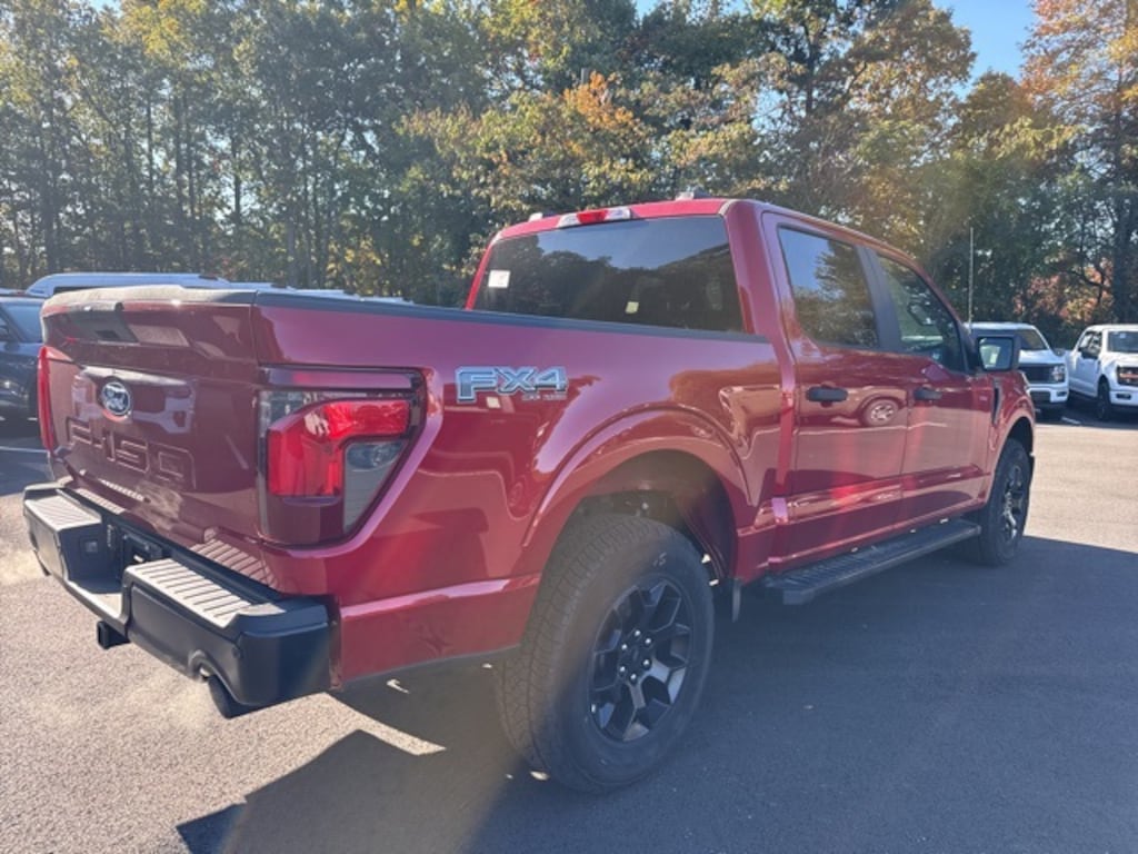 New 2025 Ford F-150 STX 4D SuperCrew
