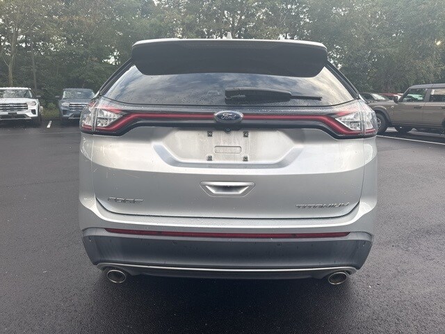 2018 Ford Edge Titanium photo 4