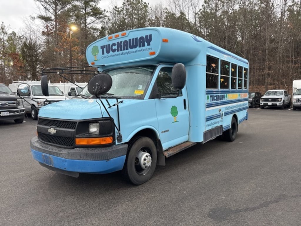 Used 2005 Chevrolet Express Van G3500 Base Cutaway Cab/Chassis