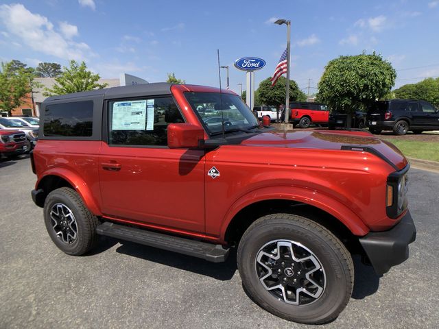2023 Ford Bronco 2-Door Outer Banks