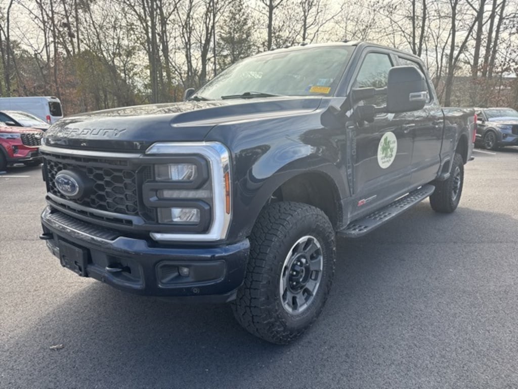 Used 2024 Ford F-350SD Lariat Truck