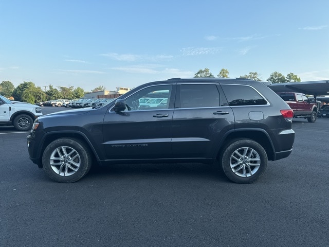Used 2017 Jeep Grand Cherokee Laredo E with VIN 1C4RJFAG5HC865642 for sale in Glen Allen, VA