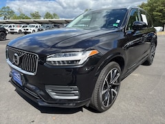 2021 Volvo XC90 T6 Momentum SUV