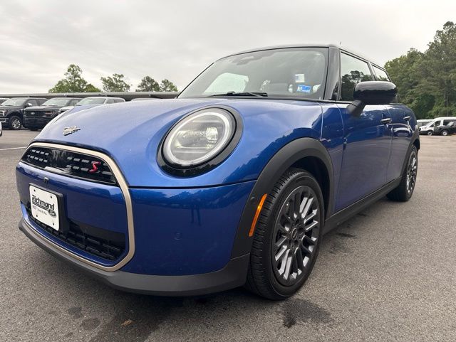 2026 MINI Hardtop Cooper S's photo