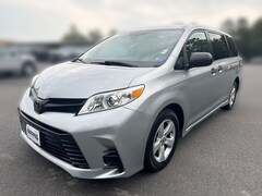 2020 Toyota Sienna L 7 Passenger Minivan/Van