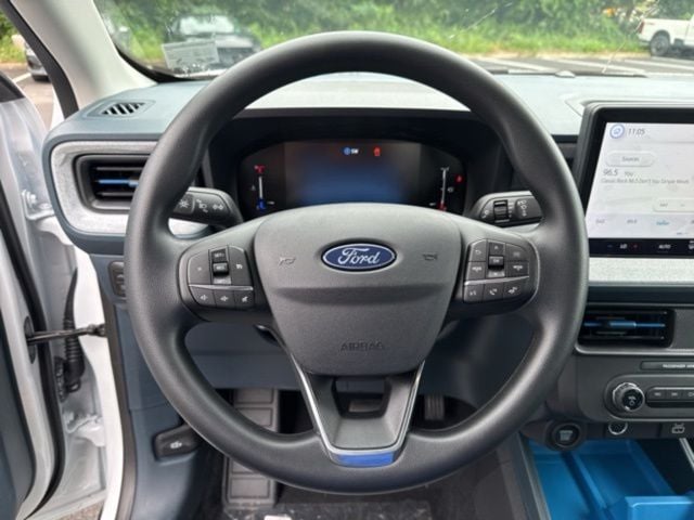 2025 Ford Maverick XLT - Photo 13