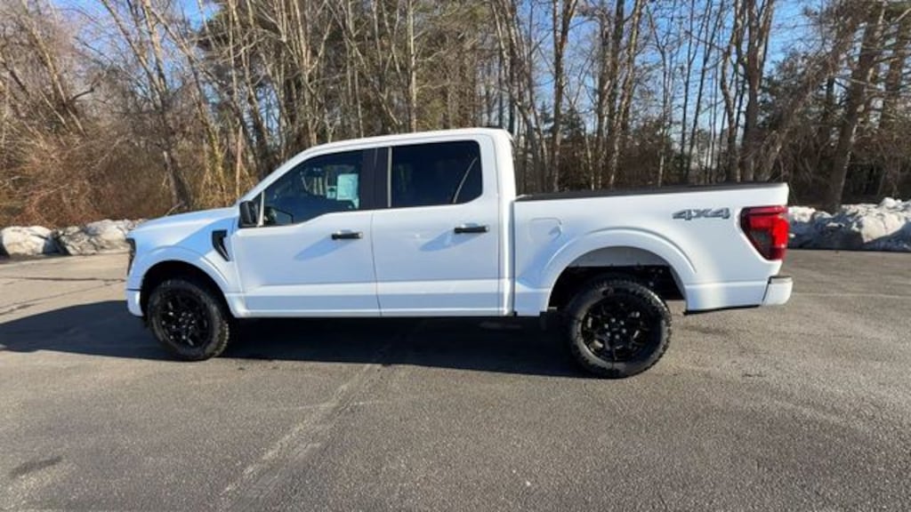 New 2026 Ford F-150 STX 4D SuperCrew