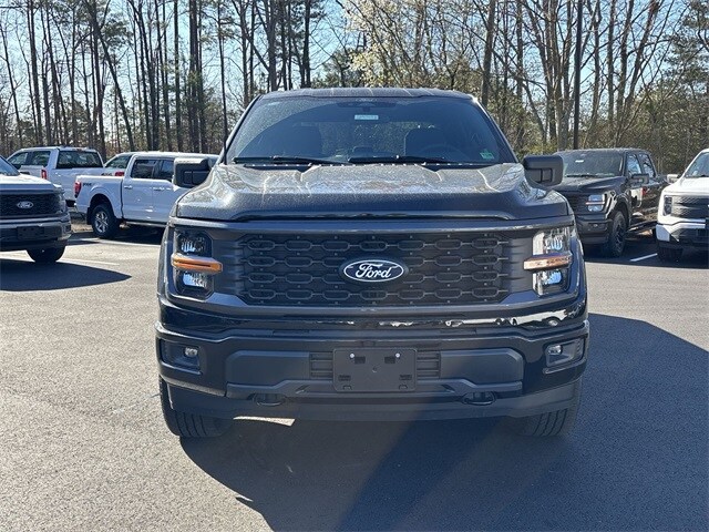 2025 Ford F-150 STX photo 3