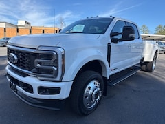 2026 Ford F-450 Platinum DRW 4D Crew Cab
