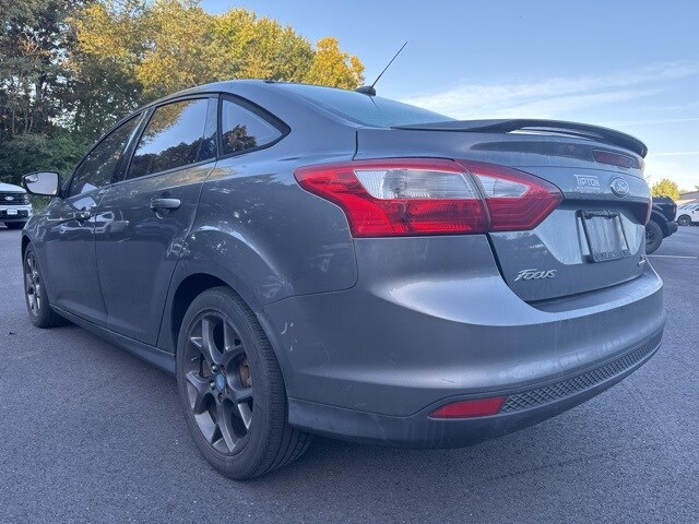 2013 Ford Focus Sedan photo 3