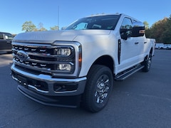 2026 Ford F-250 Lariat 4D Crew Cab