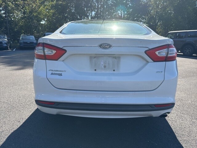2013 Ford Fusion SE photo 4
