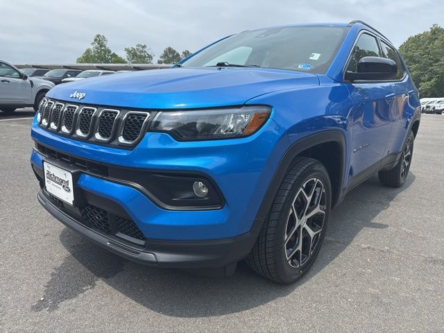 2024 Jeep Compass Latitude 4X4's photo