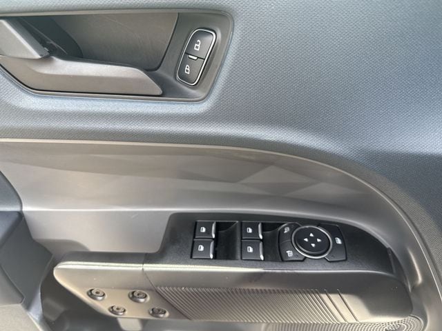 2025 Ford Maverick XLT - Photo 13