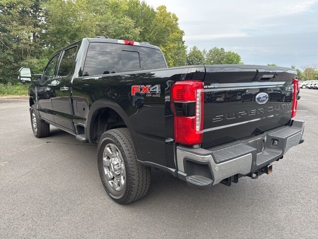 2023 Ford F-250 photo 3