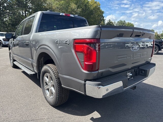 2025 Ford F-150 XLT photo 3