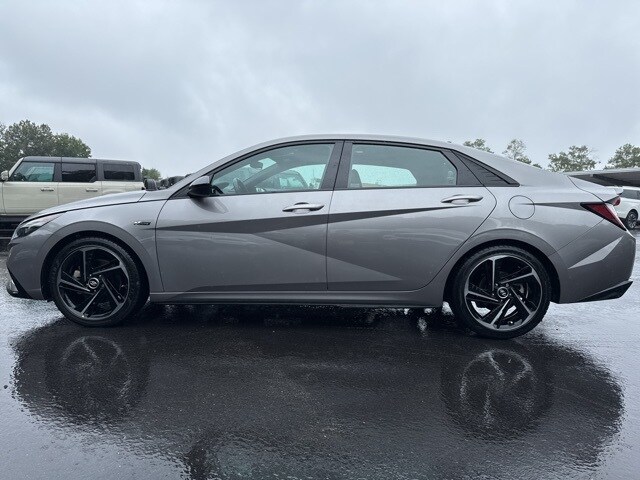 2022 Hyundai Elantra N Line photo 2