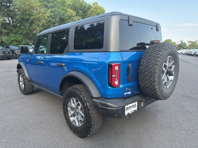2025 Ford Bronco Badlands photo 3