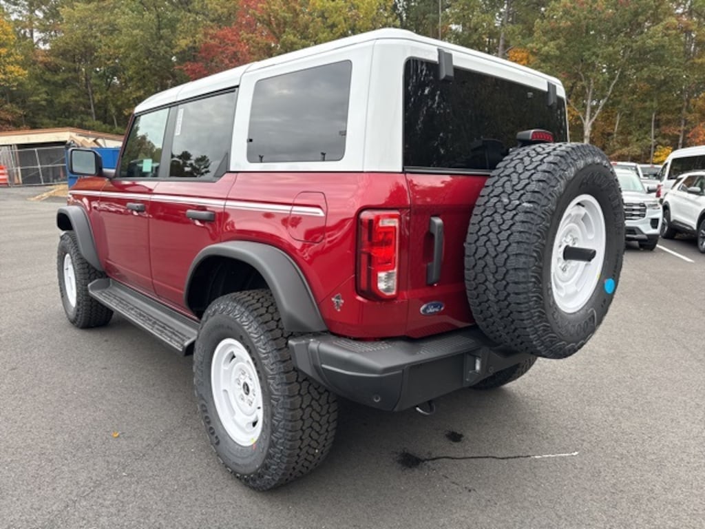 New 2025 Ford Bronco Heritage Edition 4D Sport Utility