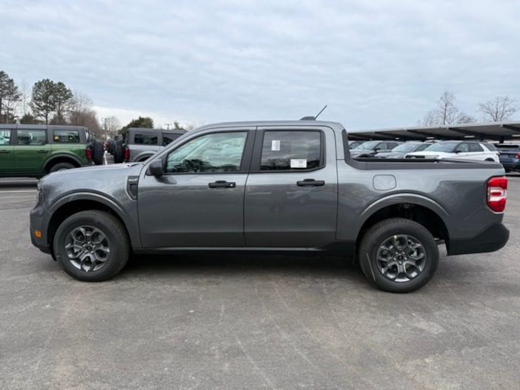 New 2026 Ford Maverick XLT 4D Crew Cab
