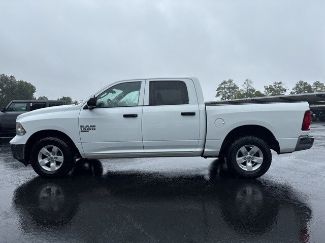 2022 Ram 1500 Classic Tradesman photo 2