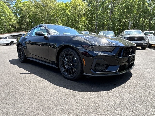 2025 Ford Mustang GT photo 2