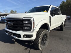 2024 Ford F-250SD Custom Truck