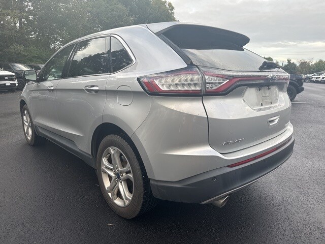 2018 Ford Edge Titanium photo 3