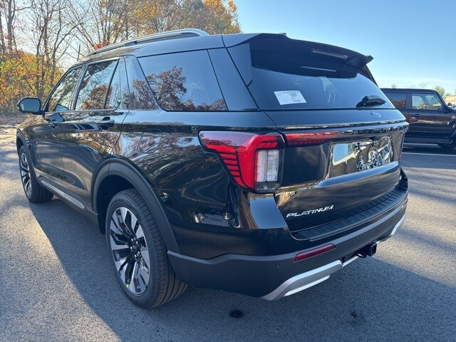 2026 Ford Explorer Platinum Sport photo 3