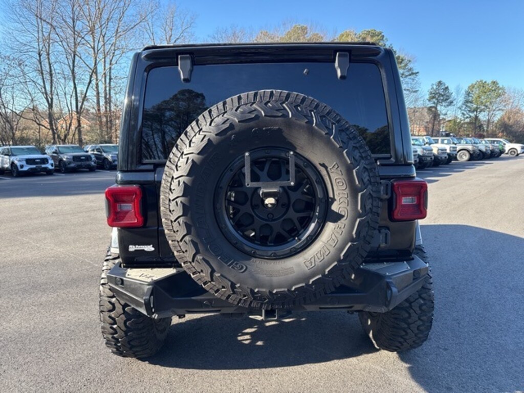 Used 2020 Jeep Wrangler Unlimited Sahara SUV