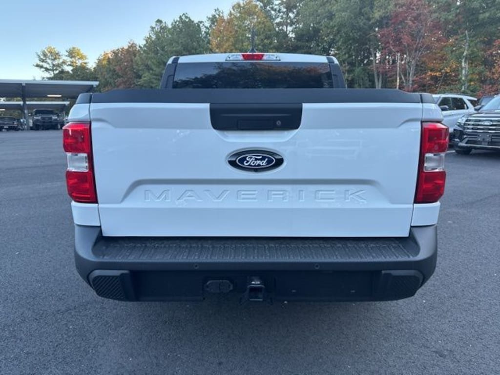 New 2025 Ford Maverick XLT 4D Crew Cab