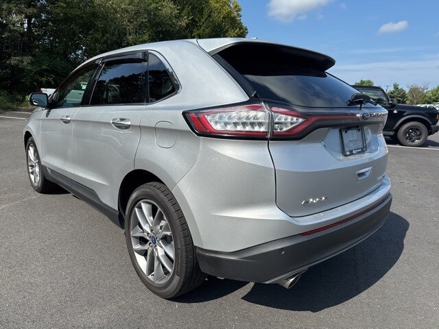 2017 Ford Edge Titanium photo 3