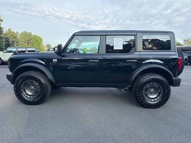 2024 Ford Bronco Big Bend photo 2