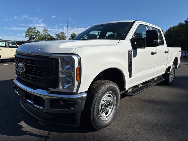 2026 Ford F-350 XL 4x4 Crew Cab 6-3/4' Box SRW's photo