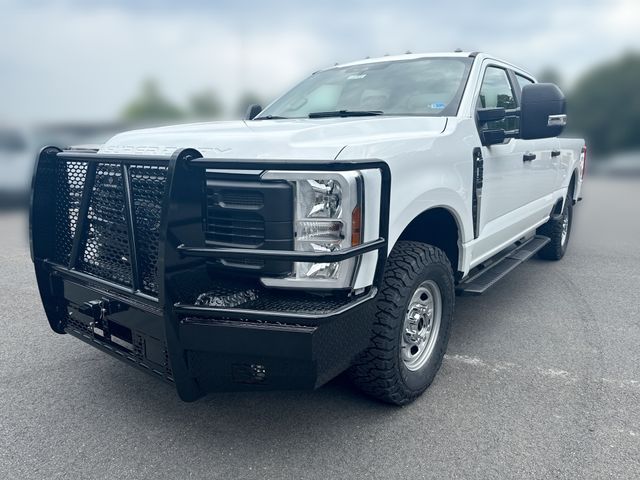 2026 Ford F-250 4D Crew Cab 