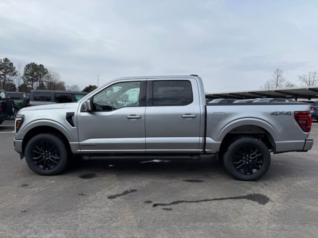 New 2025 Ford F-150 Lariat 4D SuperCrew